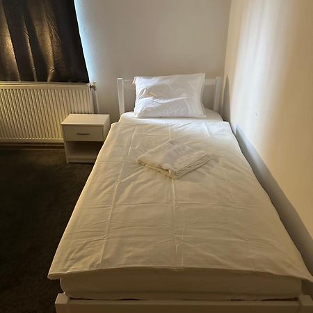 Adelin Vienna Hostel Ngoại thất bức ảnh
