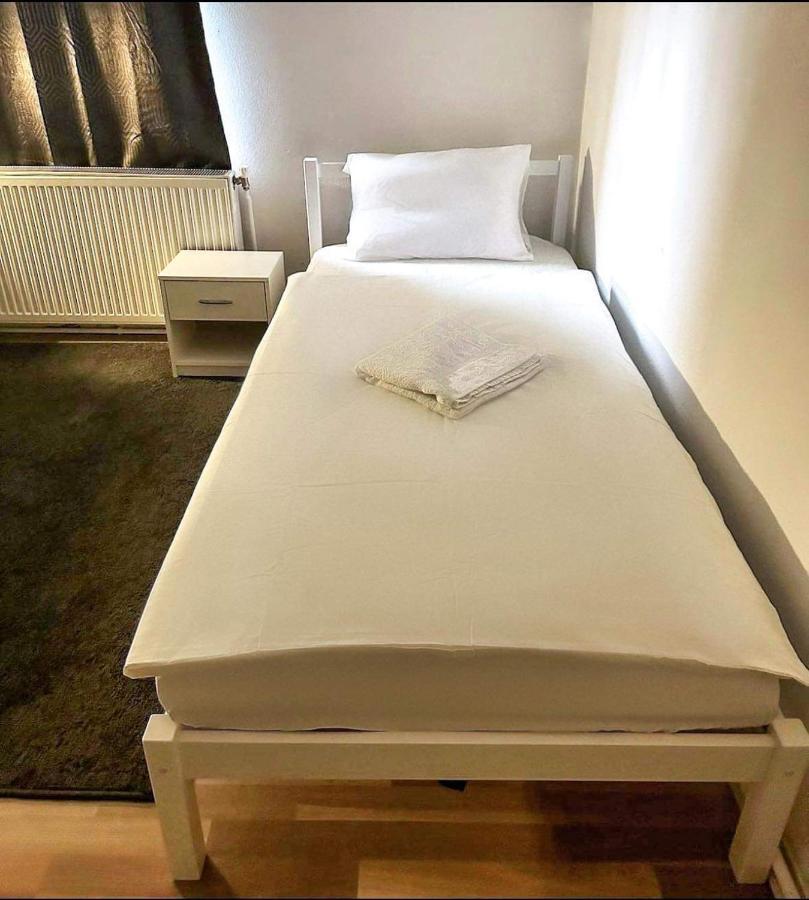 Adelin Vienna Hostel Ngoại thất bức ảnh